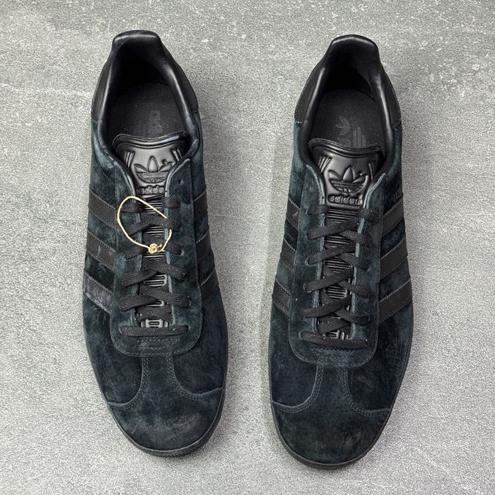 ОРИГІНАЛ 100% 46р. Темні чоловічі кросівки Adidas Gazelle GQ2809