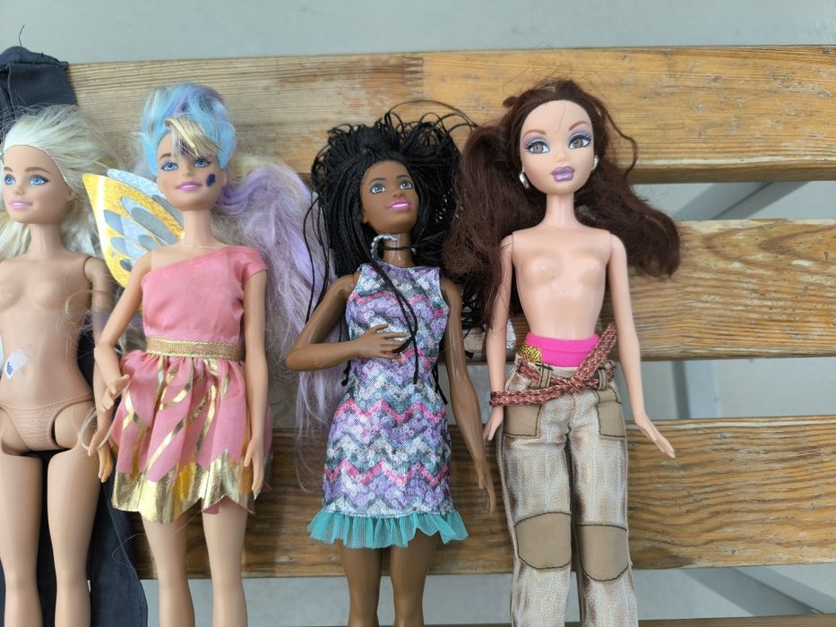 Bonecas Barbie sereia / Princesa