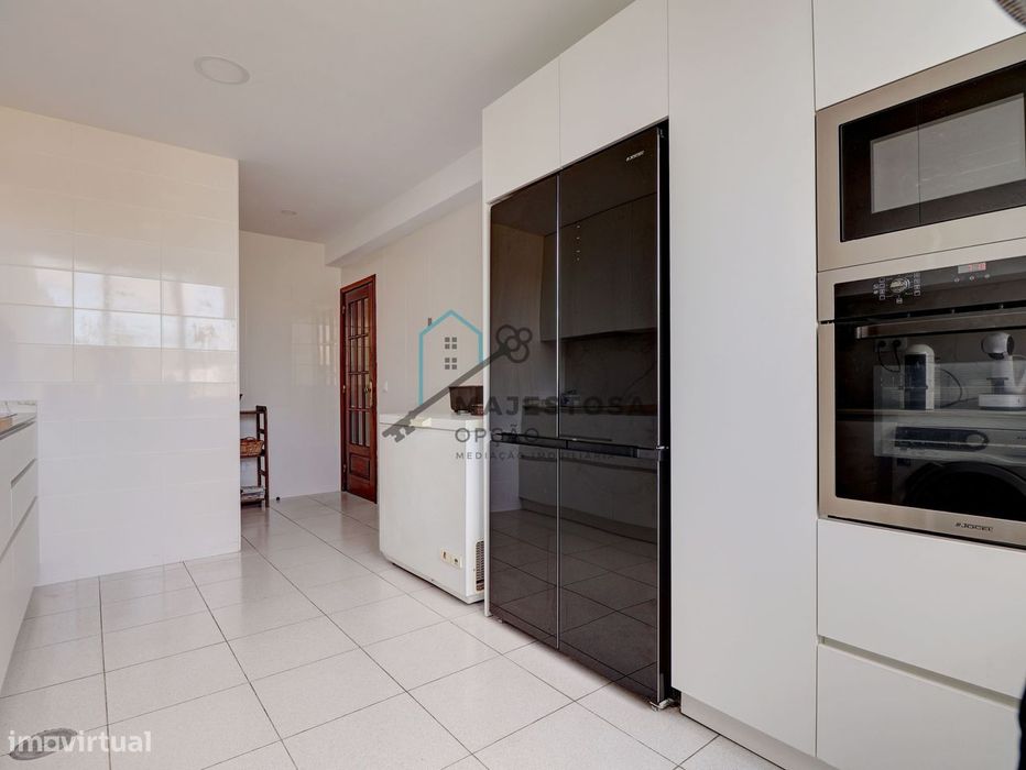 Apartamento T3 com Excelente Localização — São Vicente, Braga