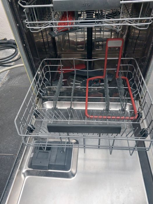 Máquina de lavar loiça AEG encastre FSE63707P7