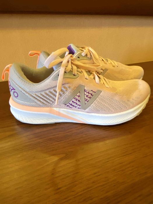 New Balance кросівки