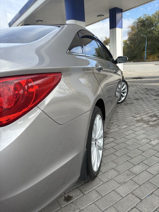 Продам Hyundai Sonata