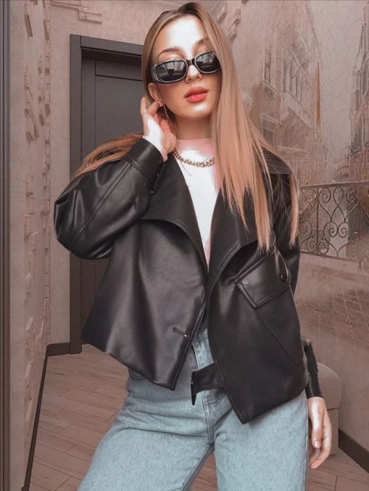 Осіння куртка з екошкіри м розміру(оверсайз)