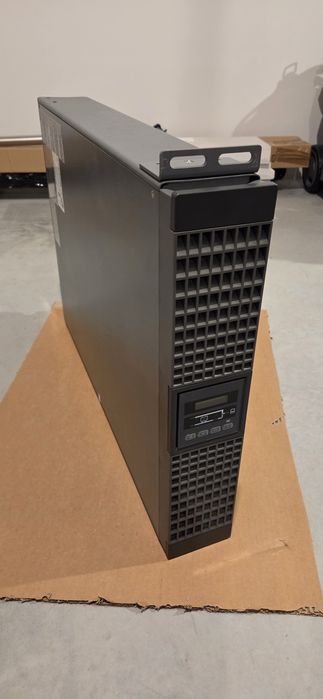 UPS Socomec NRT-U7000 7 kVA/6,3 kW