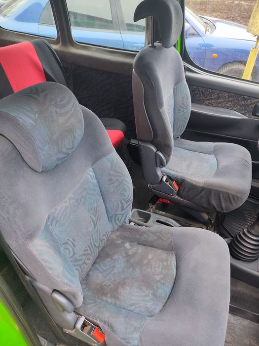 Продам автомобіль Peugeot Partner