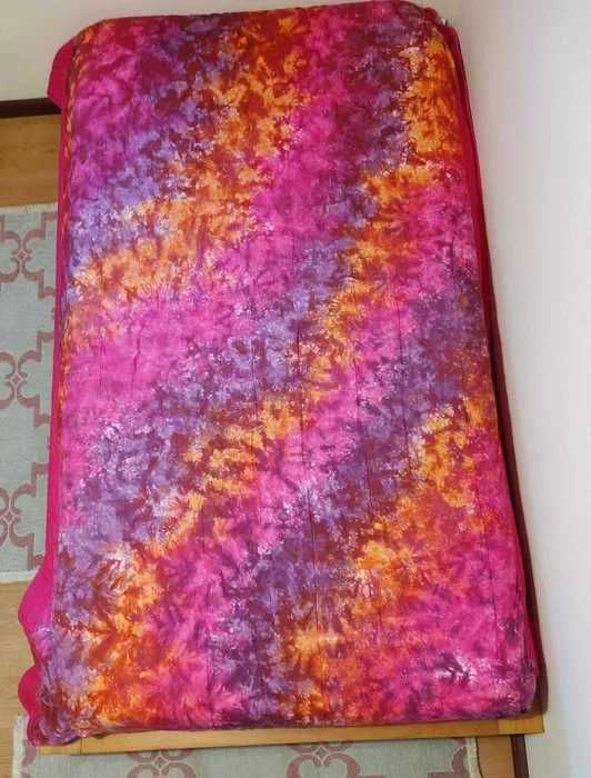 Cama de solteiro com colchão incluído