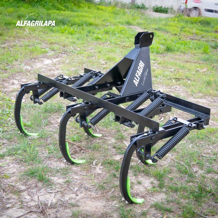 Trator SOLIS 50XL C/3 Alfaias Incluí.**CAMPANHA WINTER PROMO 2026**