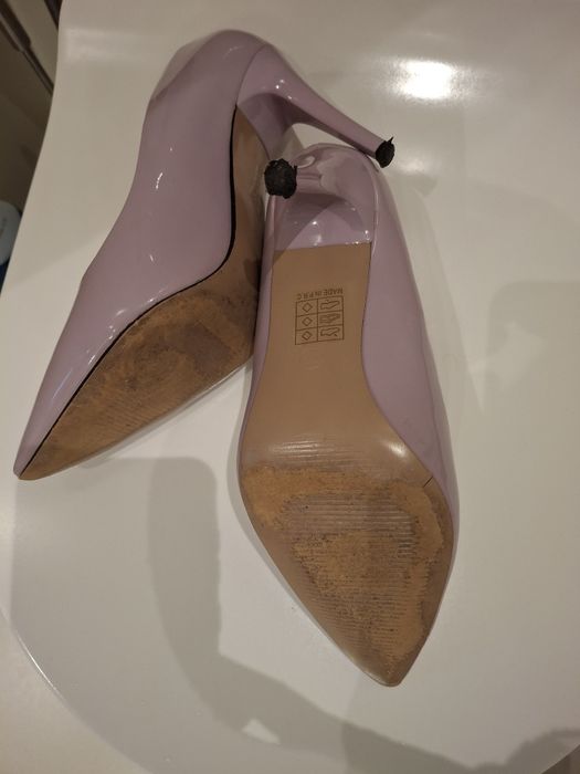 Sapatos de cor lilas. Tamanho 37. Usados 2 vezes