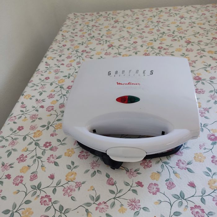 Máquina de waffles Moulinex