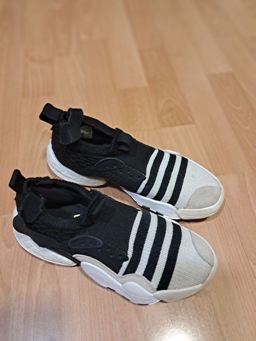 Продам кросовки 43
