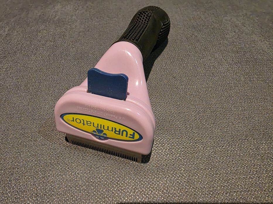 Furminator dla kota lub małego psa