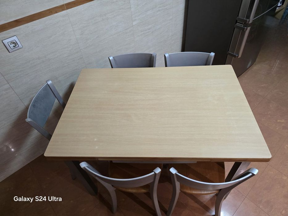 Mesa de cozinha Extensível com conjunto de 6 Cadeiras 149