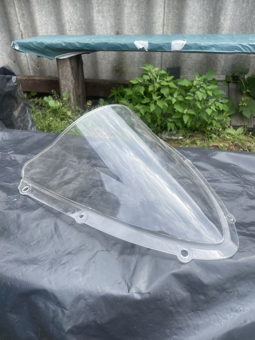 Горбатое ветровое стекло SUZUKI GSXR 600 К6-К7