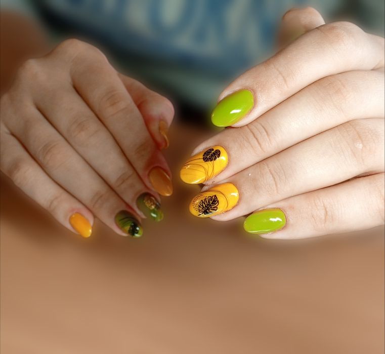 Фарбування волосся,стрижкі,Манiкюр.Нарощення нiгтiв