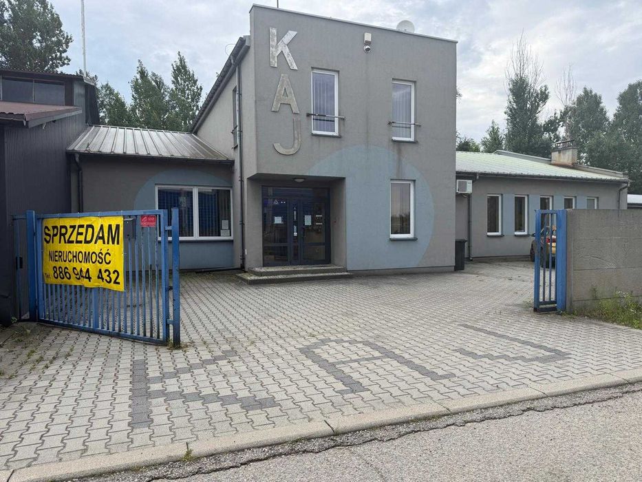 Sprzedam budynek hurtowni z magazynem