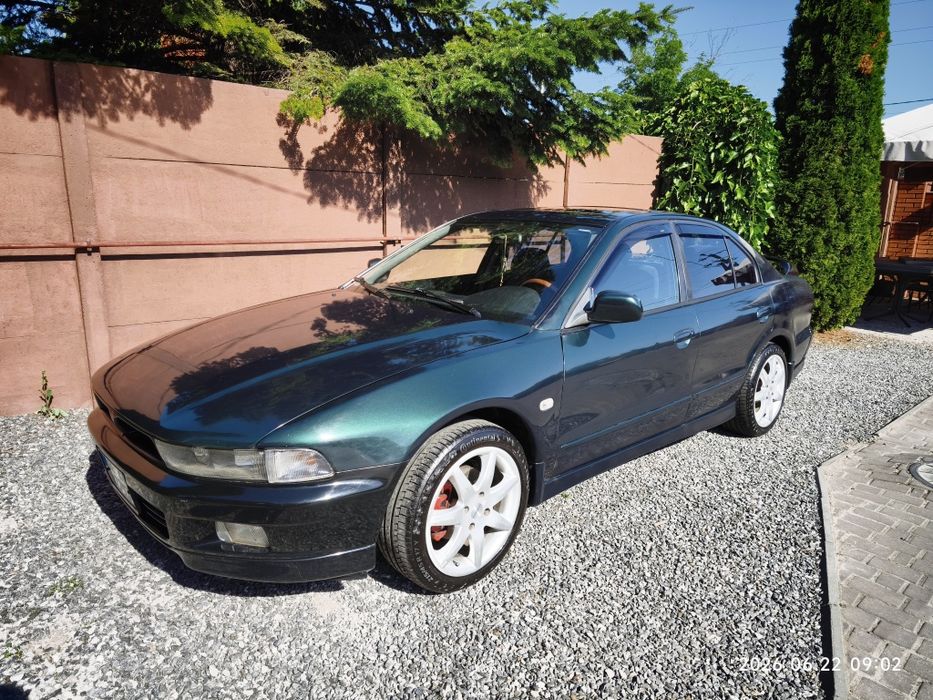 В продаже Mitsubishi Galant 8  2.0 4g63