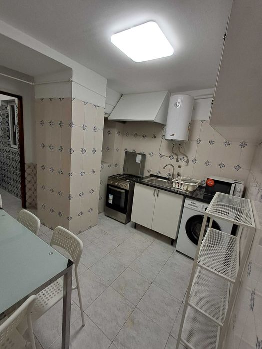 Quarto CASAL entrada IMEDIATA. Metro SALDANHA. Lisboa CENTRO