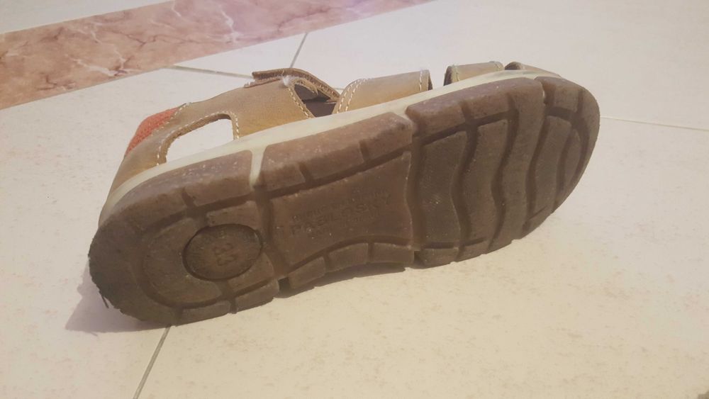 sandalias verao crianca como novas castanhas super confortaveis