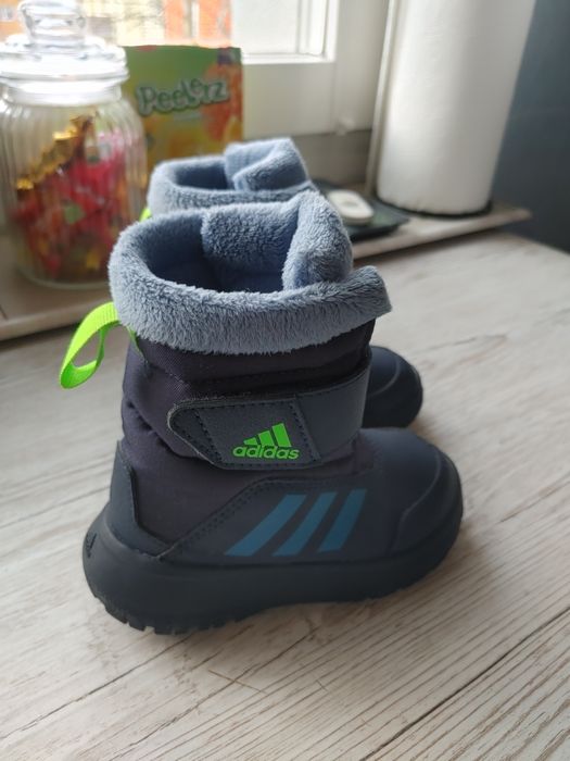 ŚNIEGOWCE ADIDAS Winter  boots GZ6800 R. 23l