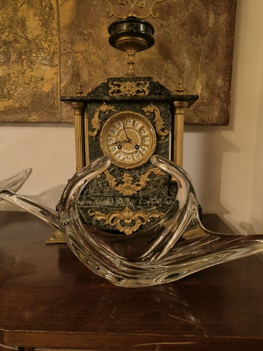 Peça  grande em vidro