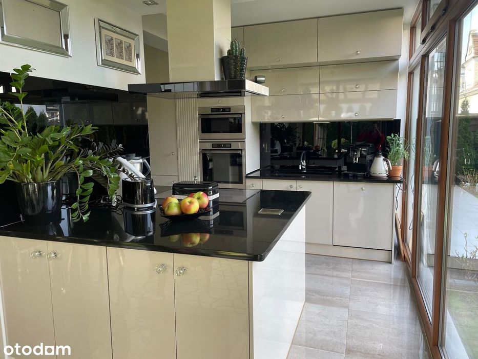 Przytulny Apartament90 m² z ogrodem i tarasem 252 m². ul.Urocza - Widok 5