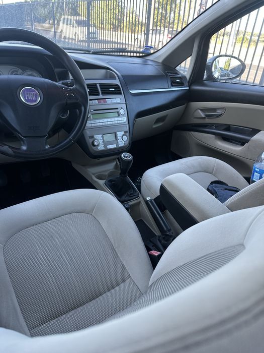 Fiat Linea 1.3 Multijet / 2008 - Muito Bom Estado