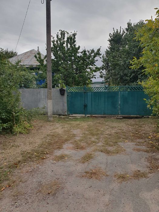 Продаж цегляного будинку