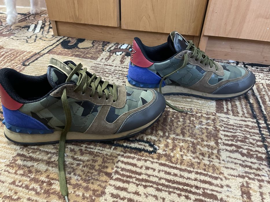 Кросівки чол. Valentino Garavani Rock/42