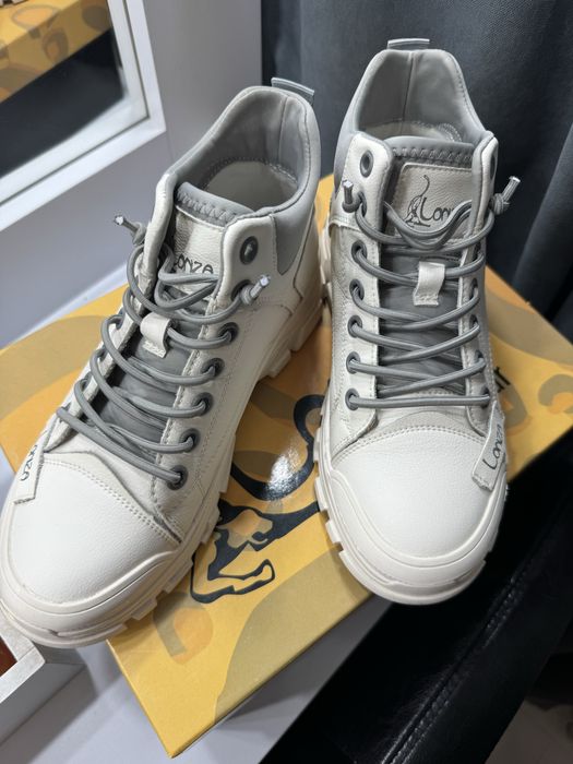 Ботинки жіночі шкіряні