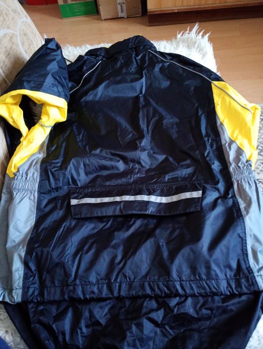 Kurtka turystyczna rozmiar S