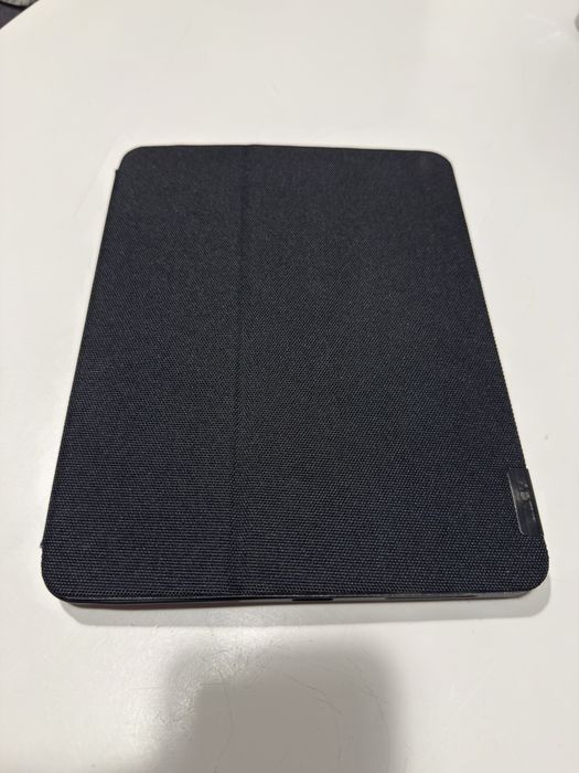 Apple iPad Air M1 (5th Generation) 64GB Starlight Wi-Fi MM9F3RK/A A2588