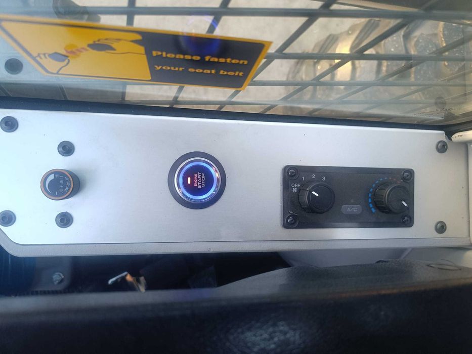 Bobcat Minicarregador, pá carregadora YANMAR