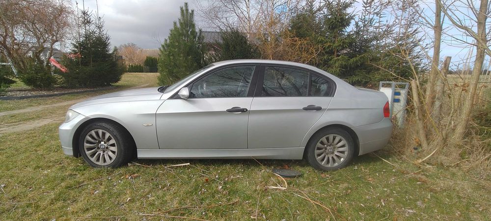 BMW 320i seria 3 e90