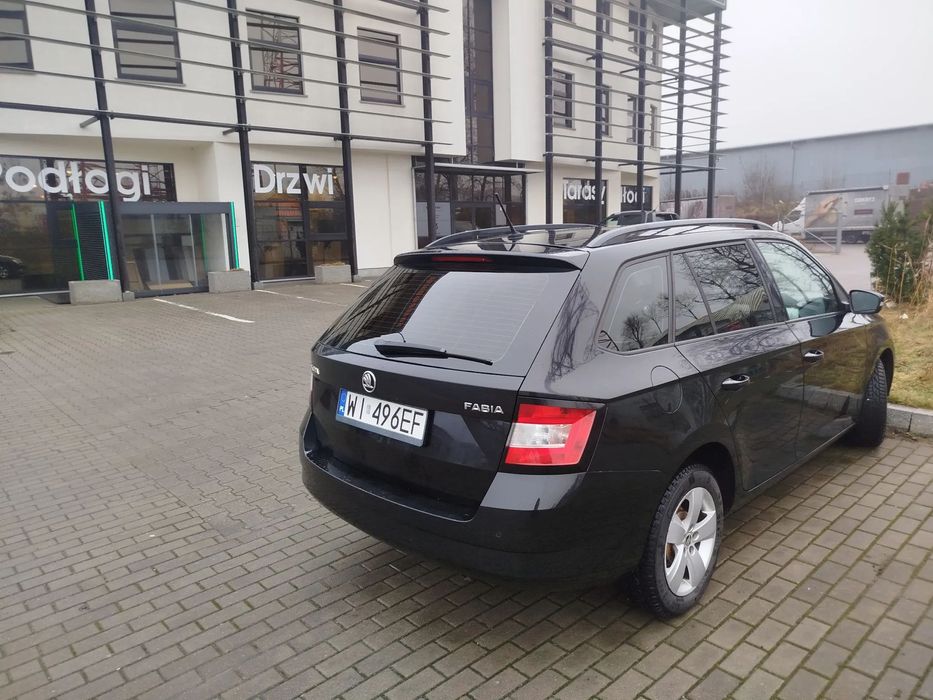 Skoda Fabia Skoda Fabia III Kombi 1.2 | Podgrzewane fotele | Duży serwis |