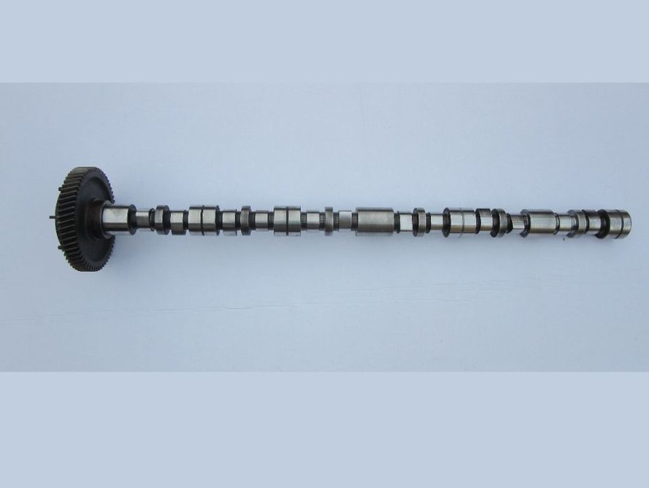 Wałek rozrządu V837084333 Massey Ferguson Valtra seria T T183 T174 T194 T214 T234 T254