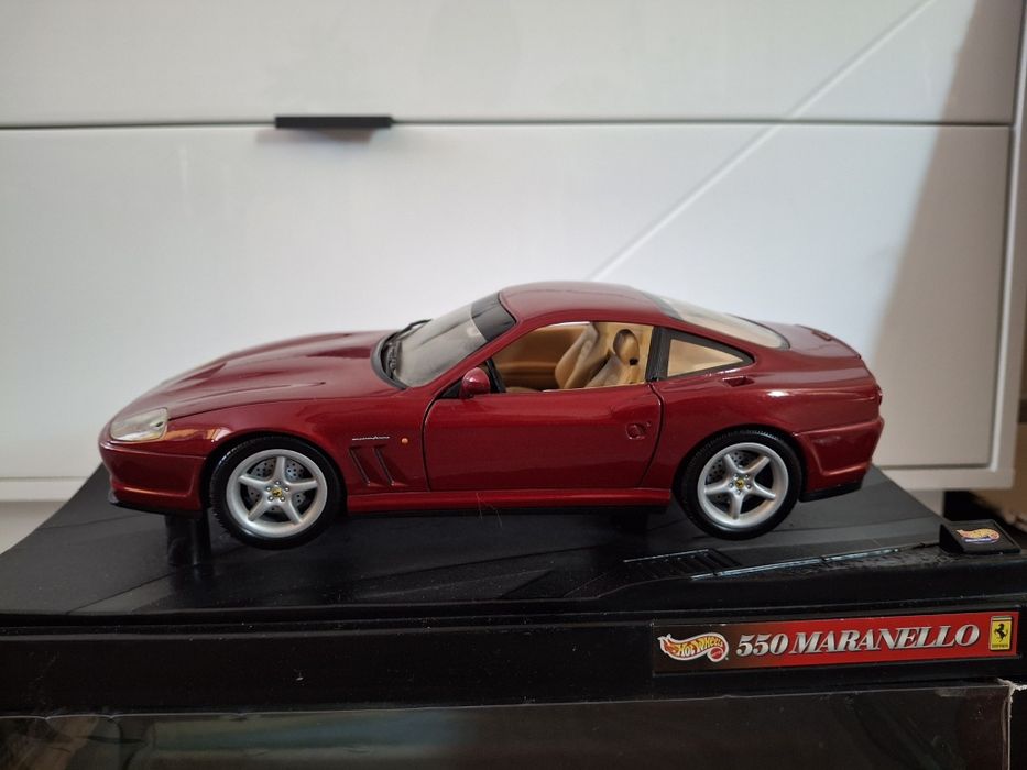 ミニカー Hot Wheels 550 Maranello 1996 1:18 ミニカー Hot Wheels 550 Maranello 1996 1:18 Unopened