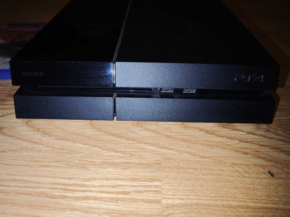 Konsola PlayStation 4 500 GB FAT PS4 + 2 x pad +kamerka i gra