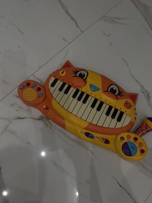 Продам пианино Котофон