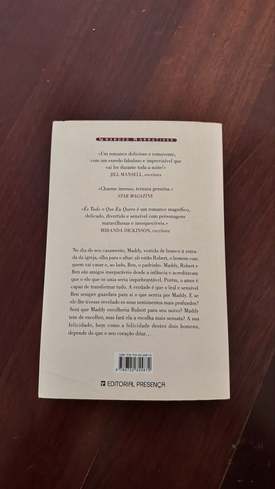 Livro “És tudo o que eu quero” de Giovanna Fletcher