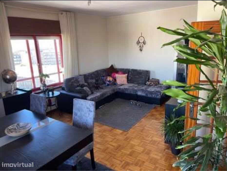 Apartamento grandes dimensões