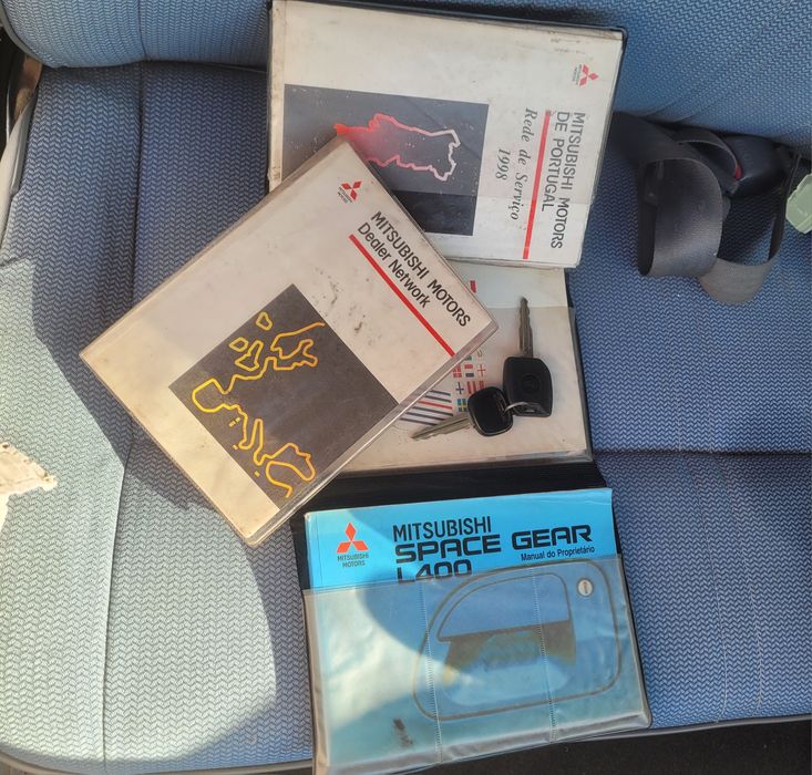 Mitsubishi L400 9 Lugares - Pronta a Circular