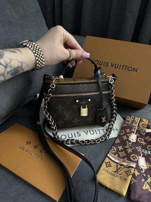 Сумка шкіра Louis Vuitton vanity chain pouch, луі вітон, LV