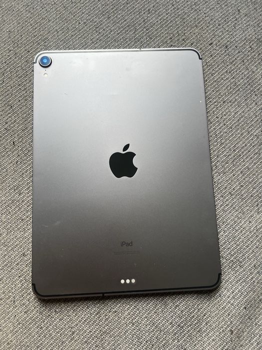 Apple iPad 11 pro 64g