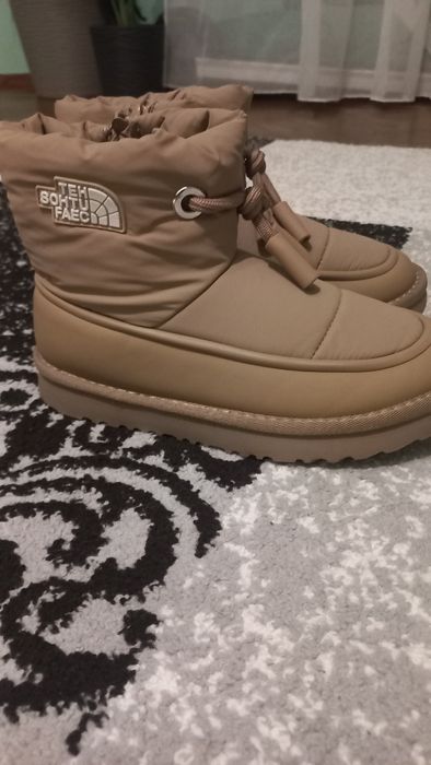 Зимові ботінки для дівчинки