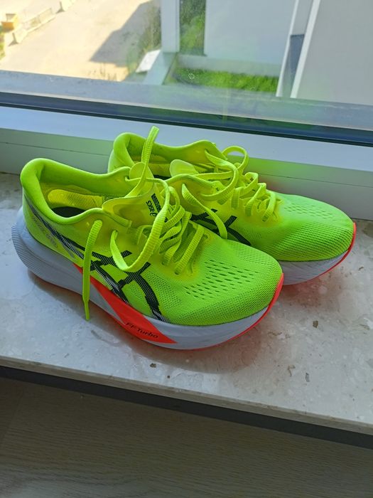 Asics Magic Speed 4 rozmiar 37 płytka karbonowa. Użyte dwa razy