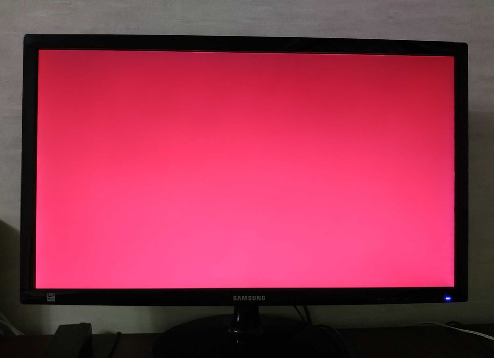 Монитор 24" Samsung S24D300HS