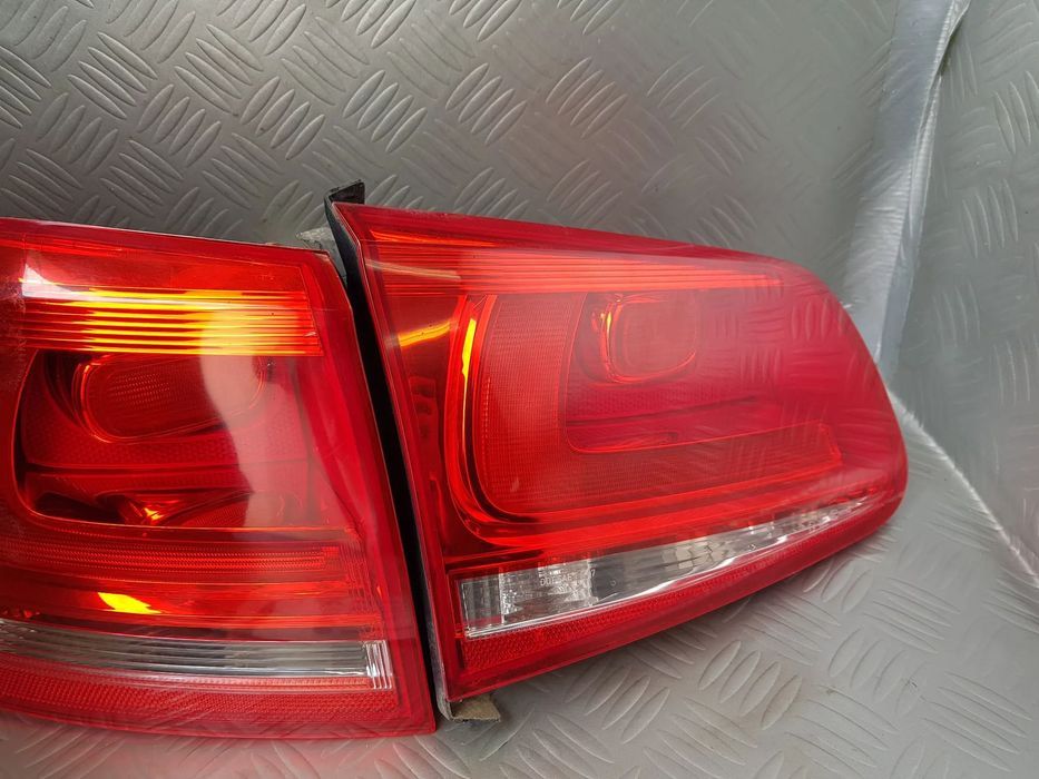 Farolim VW Touareg 7P esquerdo 2011-2017