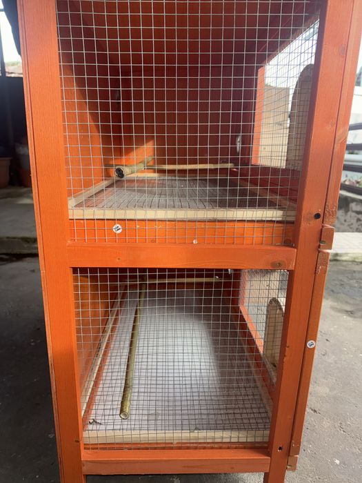 Gaiola / Coelheira / Viveiro de Dois Andares