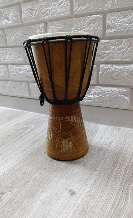 Sprzedam afrykański instrument bęben Djembe