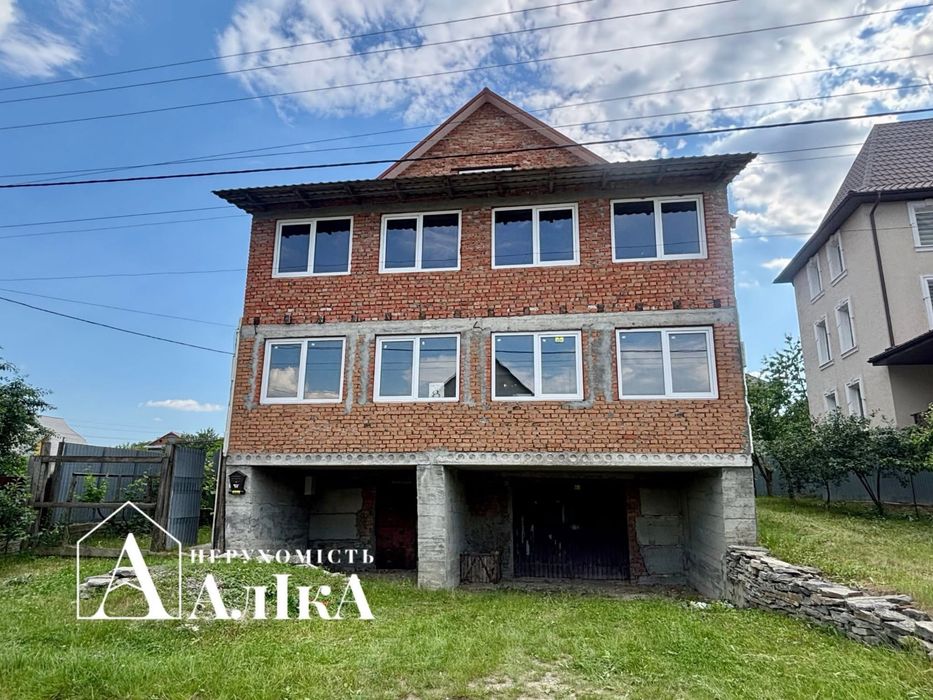 Продам великий будинок